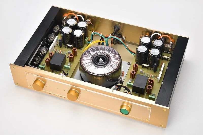 The Latest 1:1 clone FM300A Hi-Fi power amplifier 80W*2 4ohm/ 150W*2 8ohm SNR: 103dB about 99% Direct Cloning amp's Sound