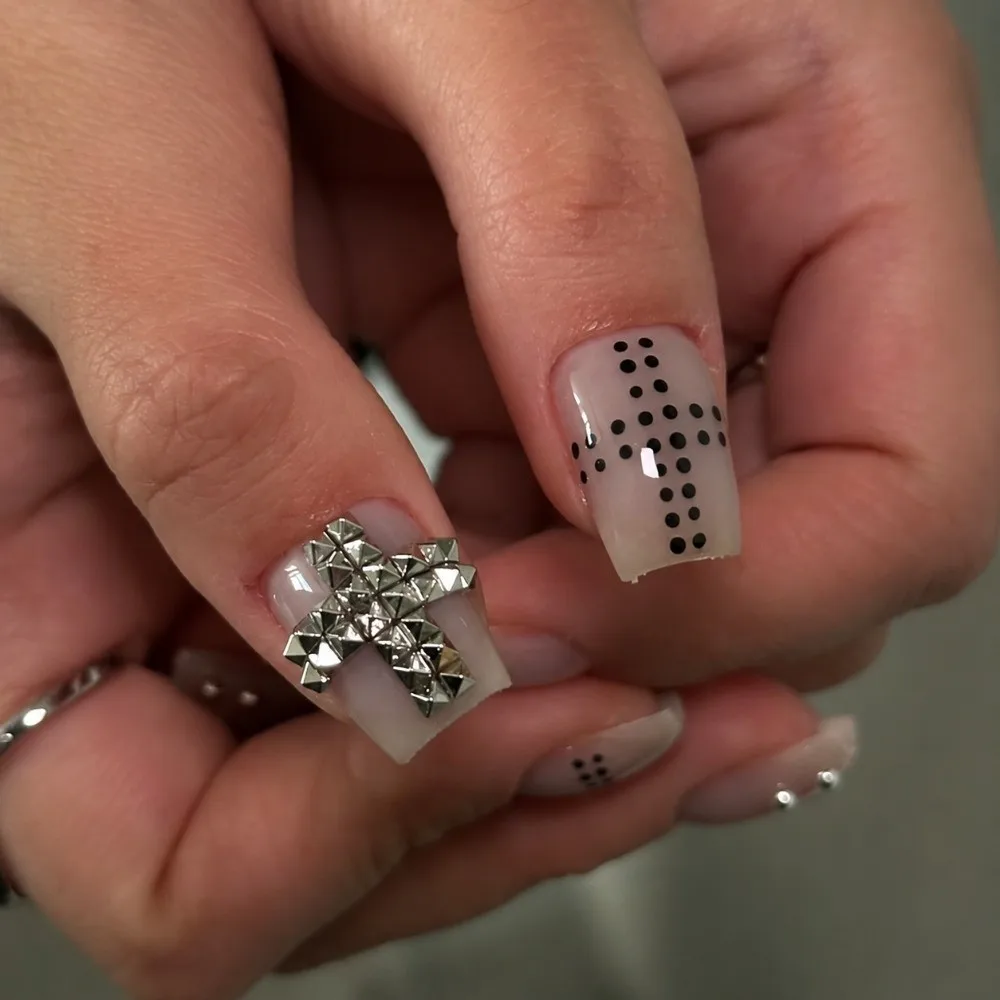 New 6 Grids/Box Nail Art Rivets Kit Metal Spike Studs 3D Nail Art Sequins Set Square Silver DIY Nail Embellishments DIY