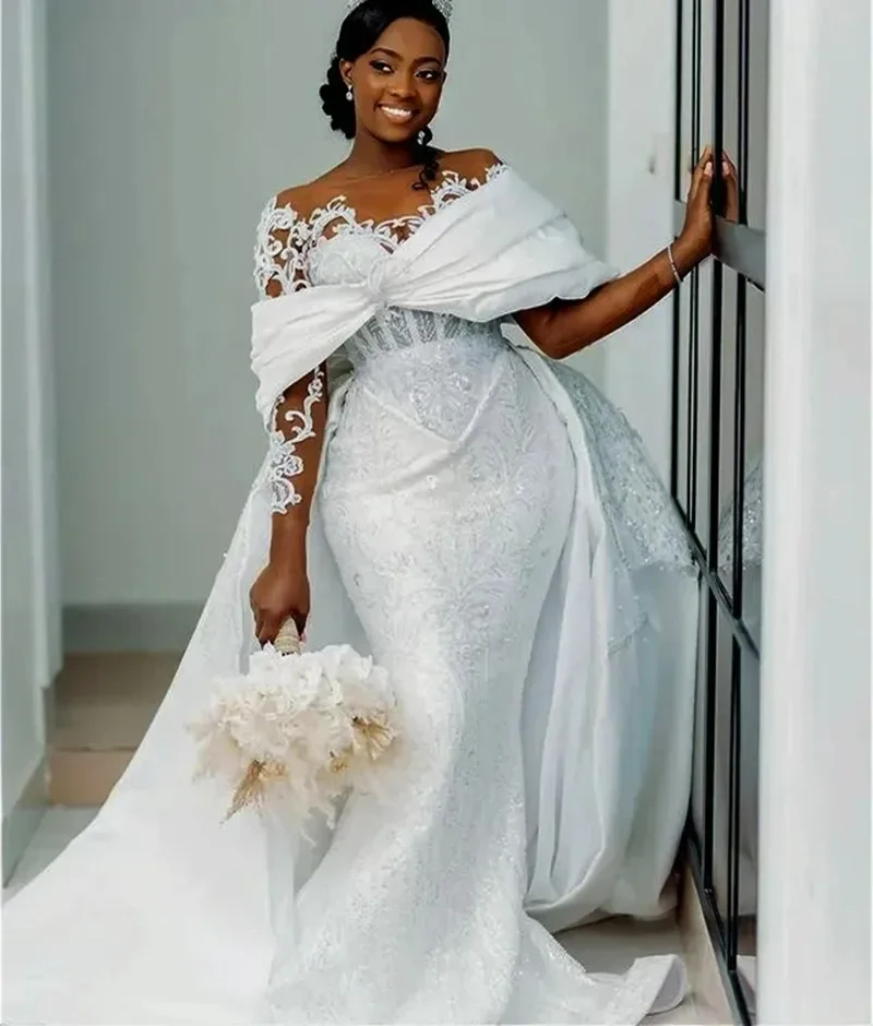 Customized Sheer Neck Shinny Appliques Bead Wedding Dress For Bride Robe De Mariée Long Sleeves Bridal Gown with Removable Skirt