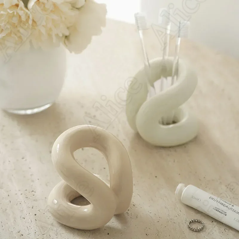 

Rope ceramic toothbrush holder bathroom accessories storage bedroom dressing table brush holder makeup