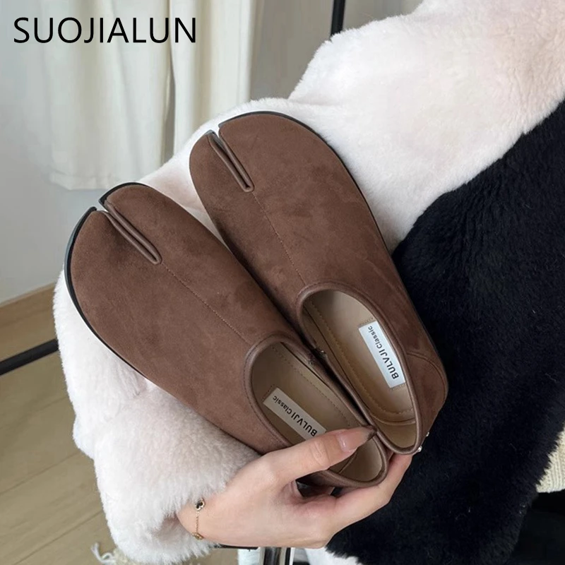 SUOJIALUN sepatu datar wanita, Kasut pantofel elegan mode ujung terpisah, Slip On, hak datar lembut 2024