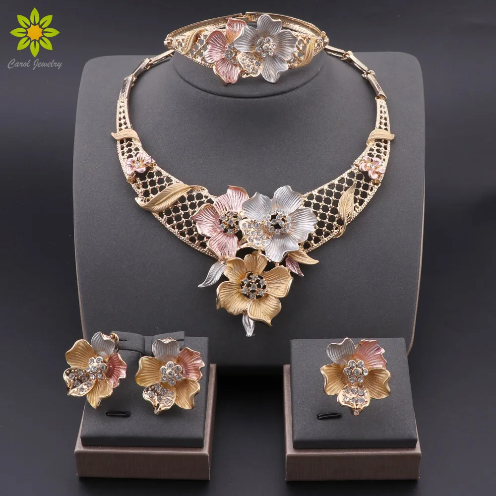 

New Indian Jewelry Set Bridal Wedding Crystal Dubai Women Flower Shaped Necklace Earrings Bracelet Ring Set