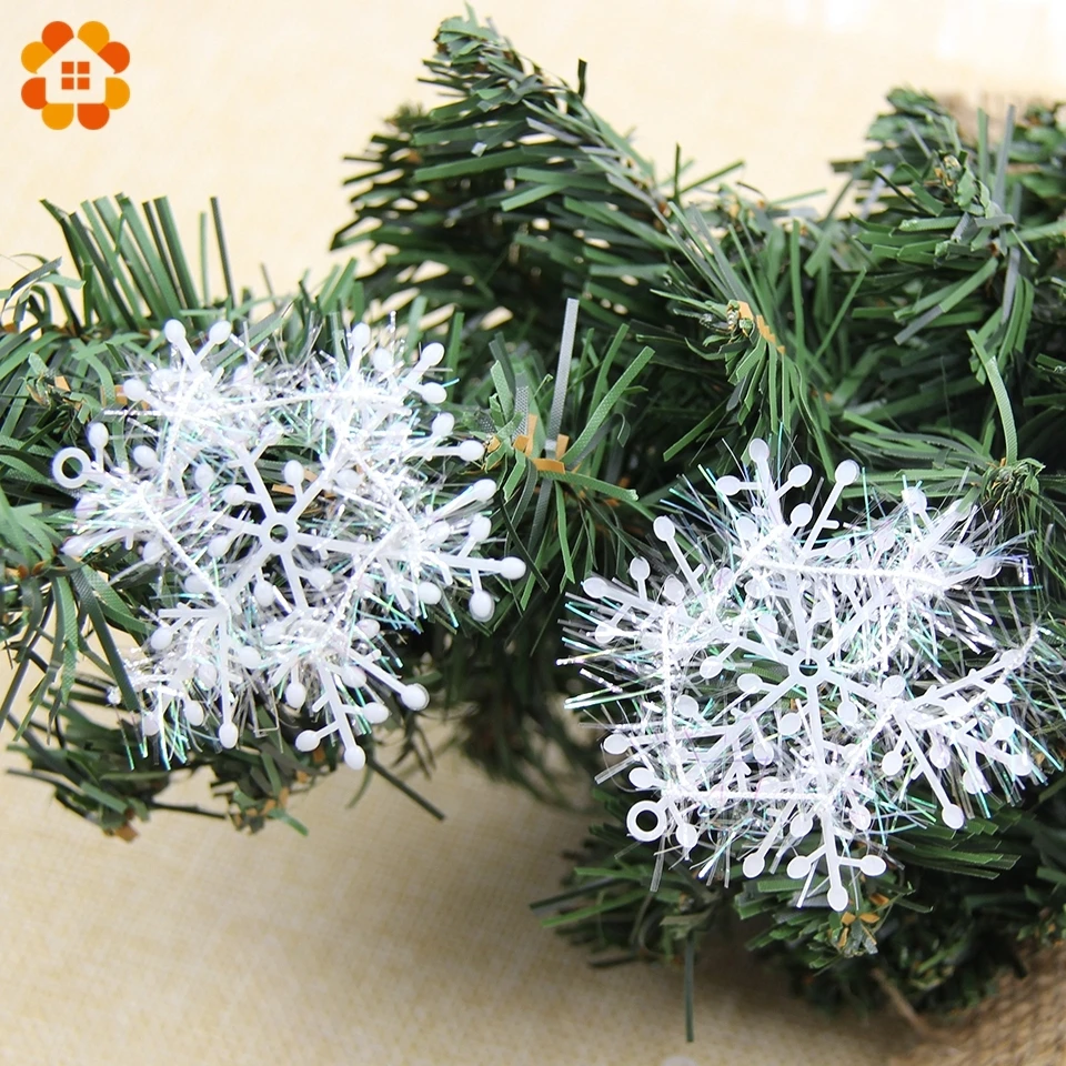 6PCS 6cm/11cm White Snowflakes Plastic Christmas Ornaments Xmas Tree Pendant Kids Gift Christmas Party Decoration Home Supplies