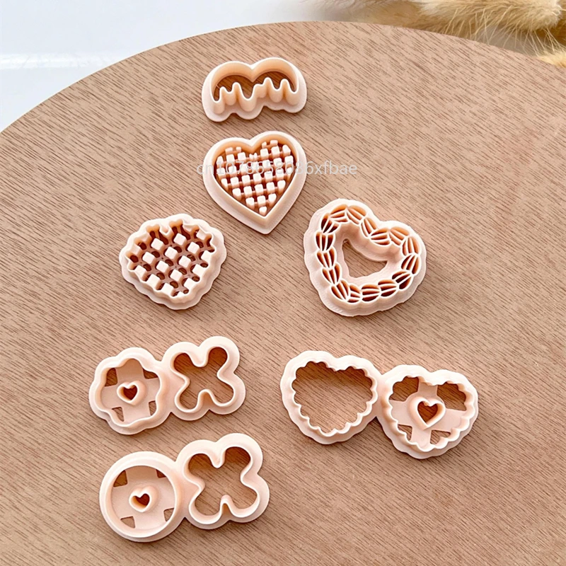 Valentines Cookie Waffle Heart Polymer Clay Cutters Lovely XOXO Donut Biscuits Shaped Pottery Dangle Clay Earrings Cutting Tools