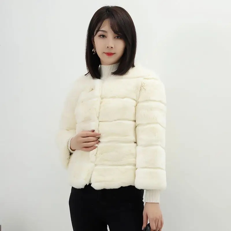 2025 chaqueta de mapache Natural auténtica, abrigos de moda para mujer, abrigo de piel auténtica con cuello redondo, Sudadera con capucha gruesa y cálida, nuevo estilo desmontable Wh104