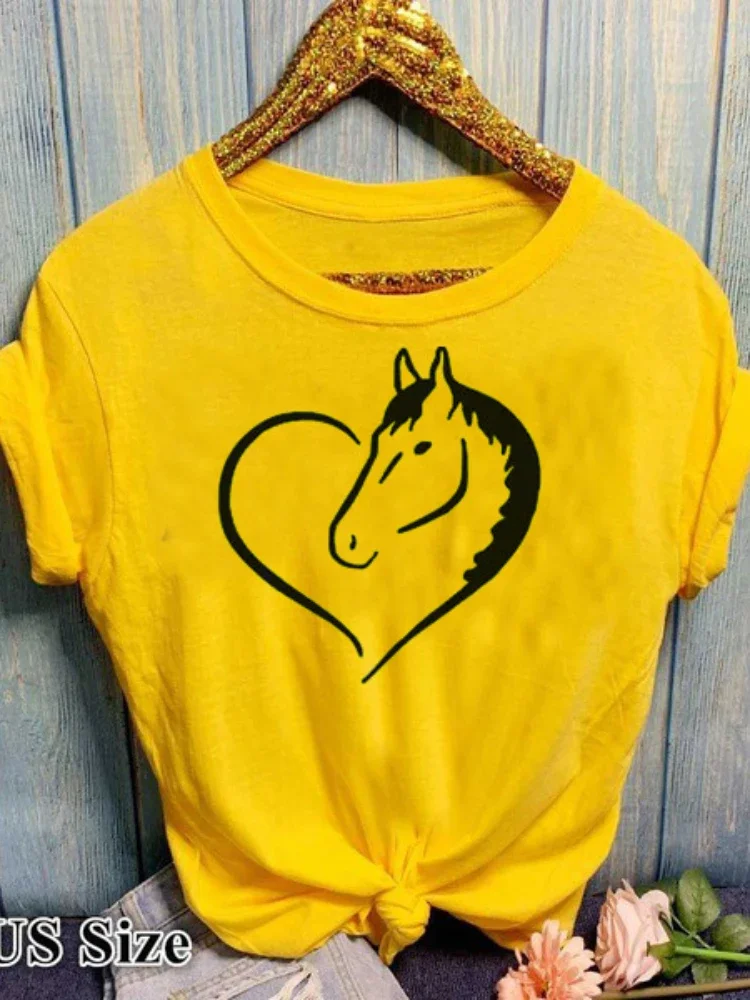 Camiseta solta com gola em O feminina, forma de cavalo, estampa coração, amarelo, manga curta, camiseta moda verão, tops roupas, roupas femininas