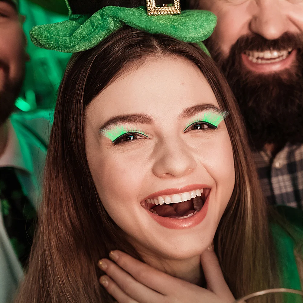 10쌍 그린 인조 속눈썹 드라마틱한 위스피 스트립 속눈썹 무대 메이크업 성 패트릭 데이 파티 코스프레 할로윈 속눈썹