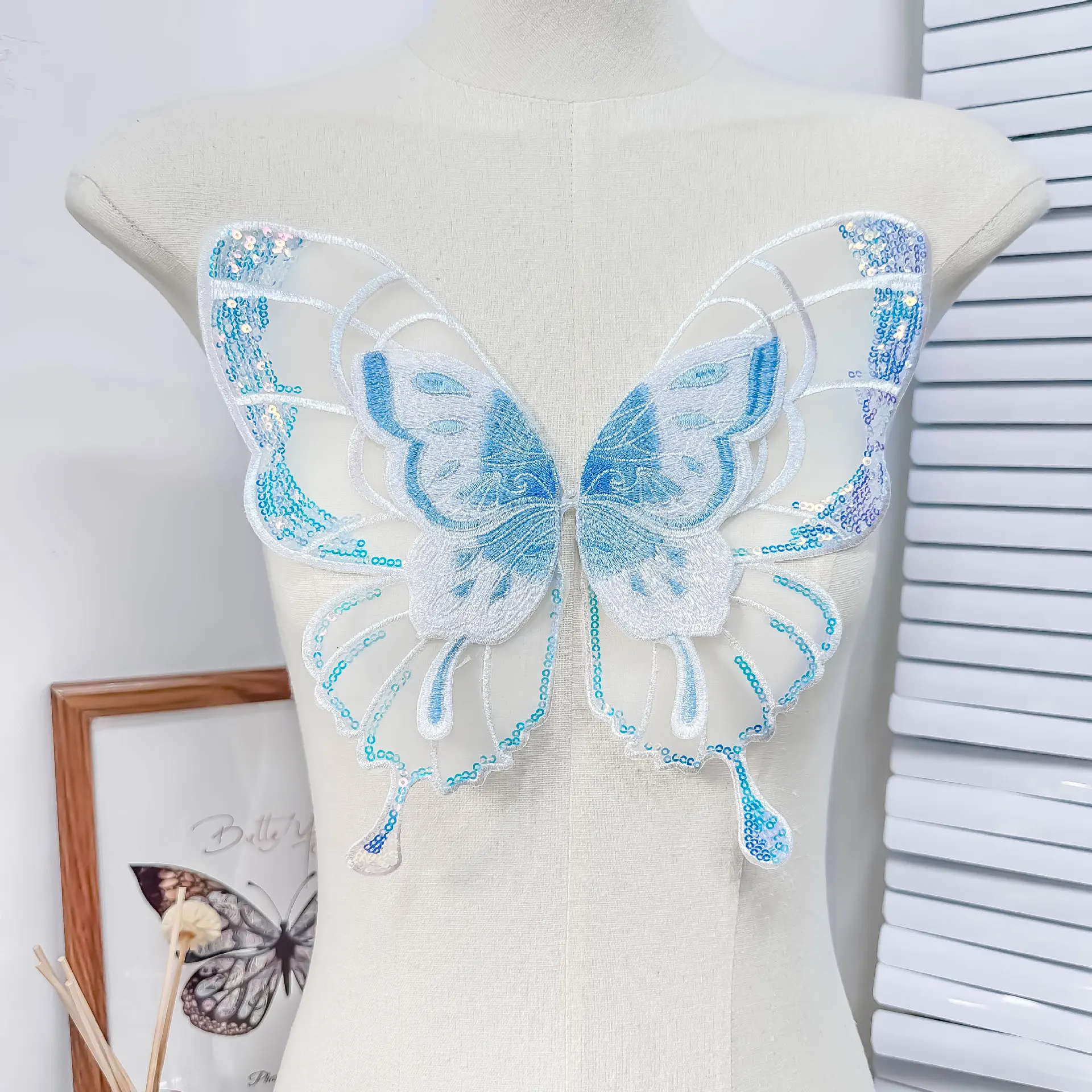 Schmetterlings flügel gestickt Patch DIY Nähen Stoff Applikation Kragen Patches Kleid Accessoires