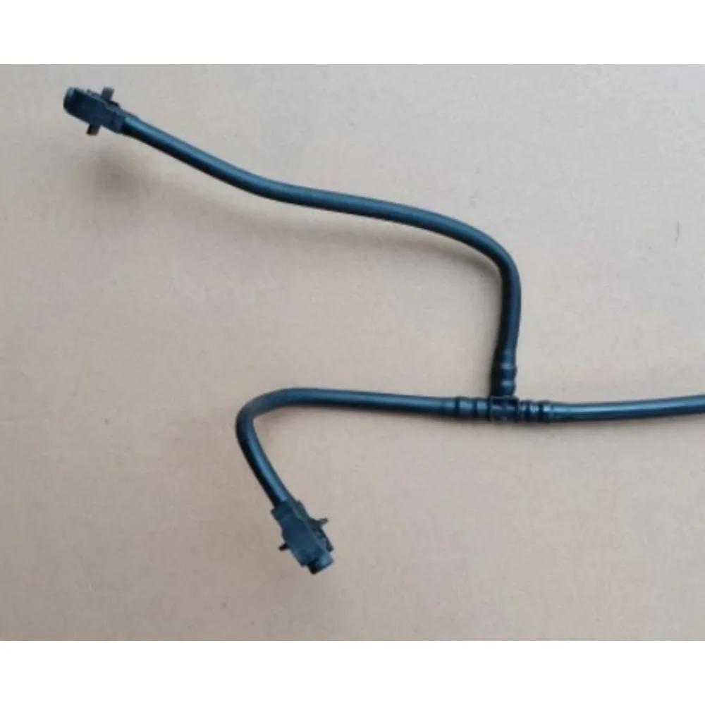 Automobile Engine Breather Vent Hose Cooling Pipe Replacement OEM 2074073900 for Geely for Emgrand GS GL Brand New Genuine