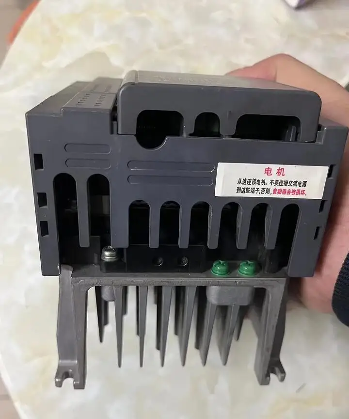 FR-D740-0.75K-CHT G…