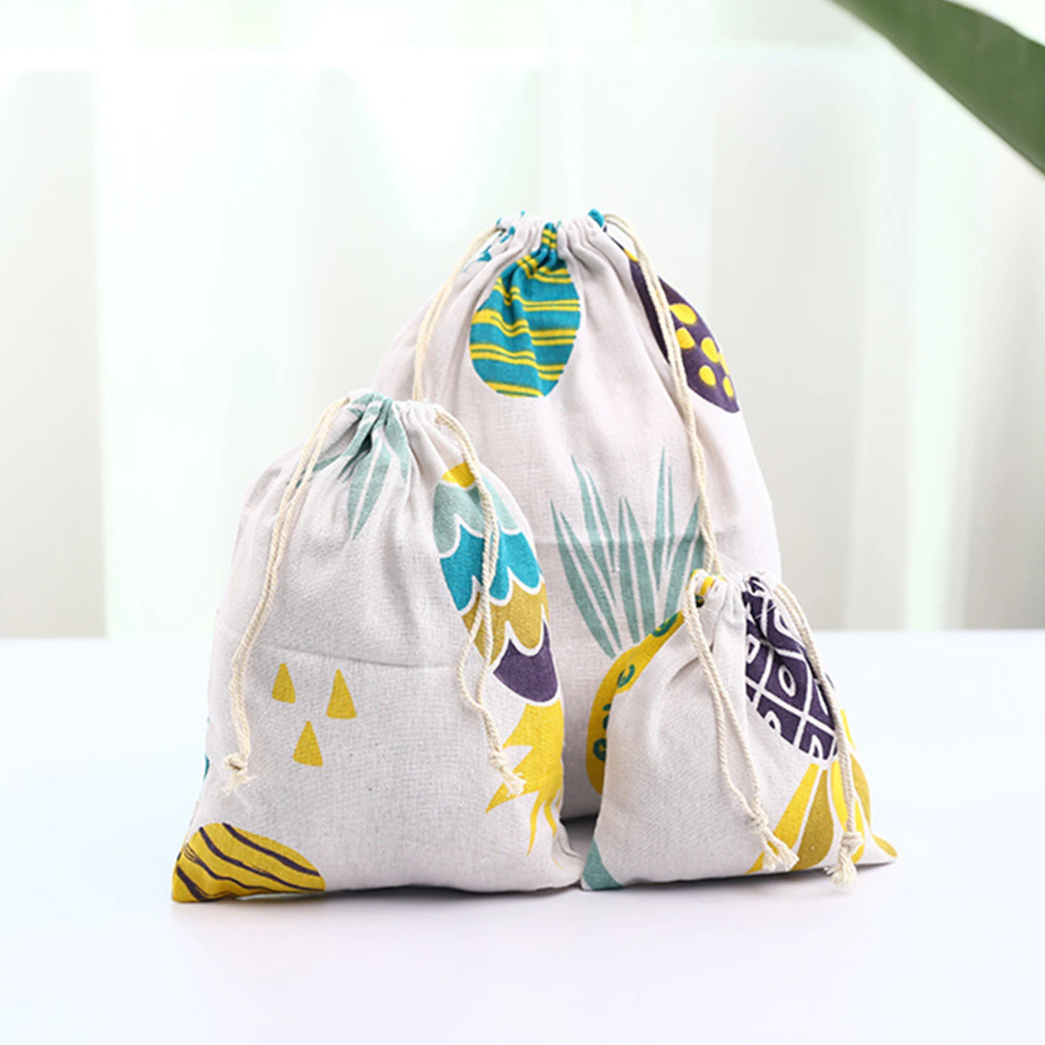 1 PC Cotton Linen Fabric Pouch Drawstring Bag Print Travel Cloth Shoes Storage Bag Makeup Case Gift Bag