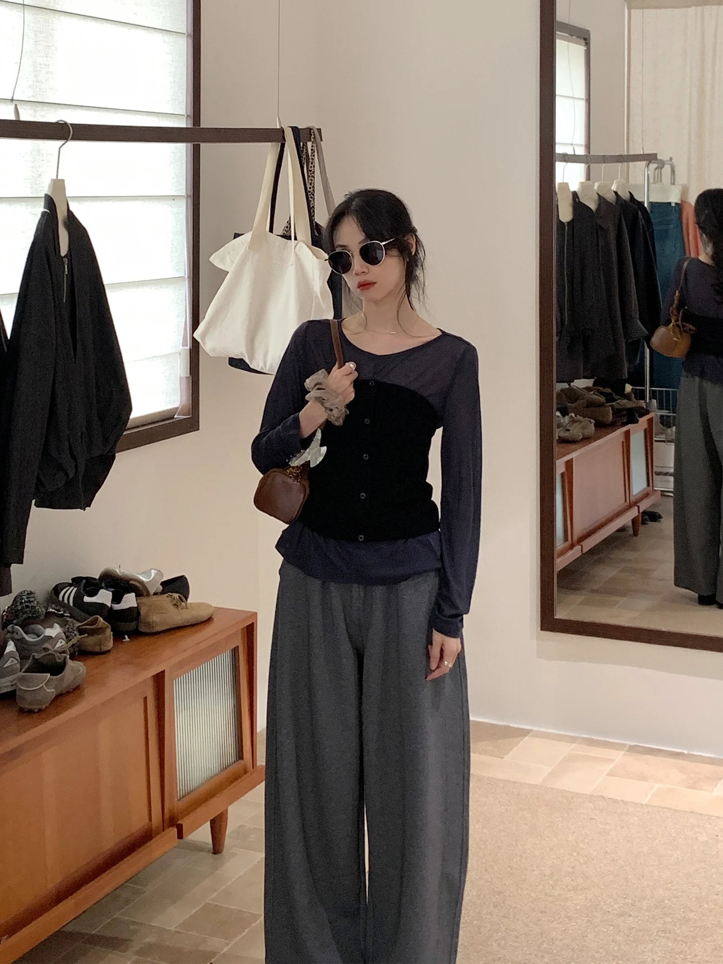 

Korean Sle Long Sve T-irt Women's Design Sensation Layering Crop Top Two-Piece Set Autumn New Faion for Young Girls