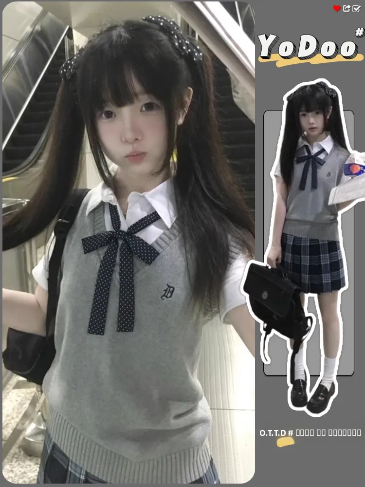 

Women's Knitted Vest Tank Top Layering Sweet Sle Polyester Fiber V-ne Regular Length Medium Warmth Index Summer Season