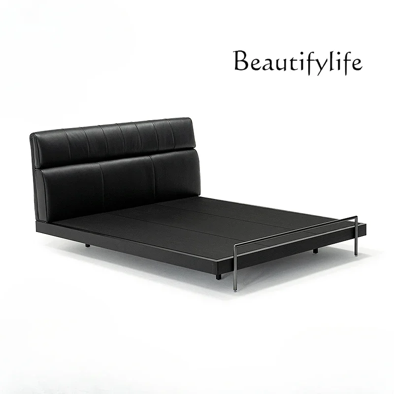 

Italian light luxury bedroom retro leather bed black modern simple leather bed 1.8 meters suspended bed