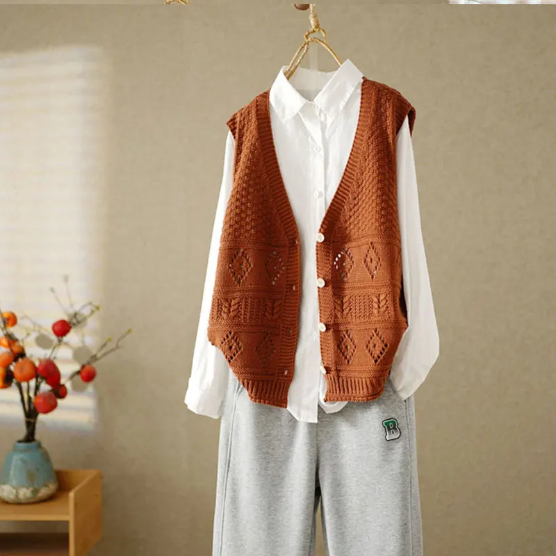 Retro Knitted Cardigan Women's Loose Design Sensation Small Audience Sweater Vest Outerwear Shoulder Pad Spring 2025