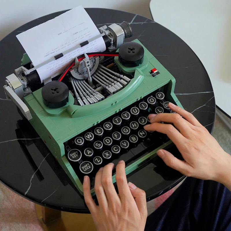 

Ideas Typewriter 21327 Building Blocks Set for Adults Collectible Retro Display Model Toys Unique Children Gifts Home Decoration