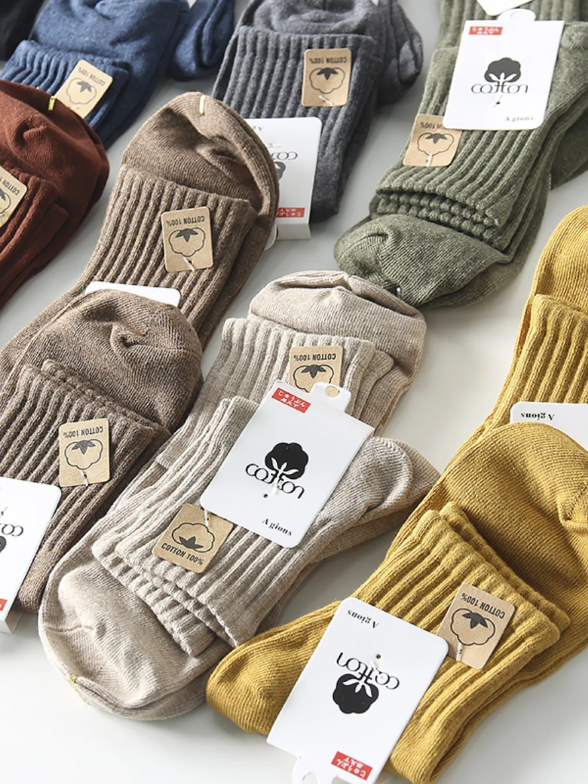 Cotton Breathable Couple Style Mid-Calf Sports Socks Unisex Simple Design Sweat Absorbent Pure Color Casual High Elasticity S...