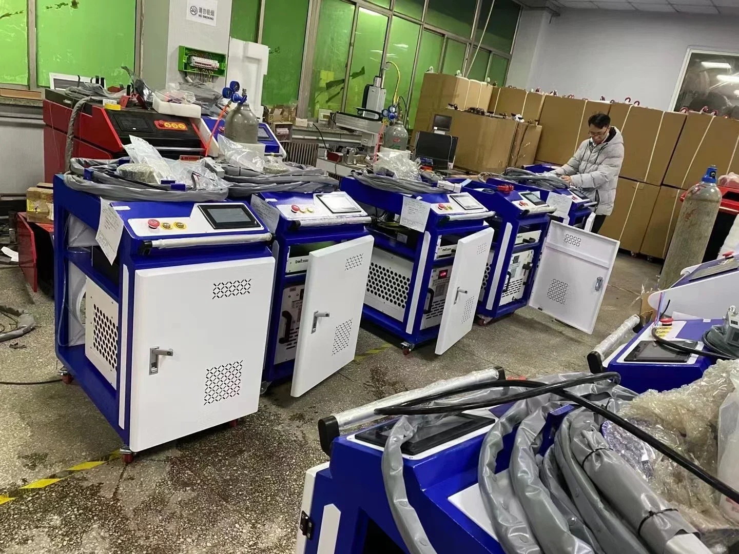 Customized Wholesale Welding Machine/plasma Portable Laser Welding Machine Welding Equipment Machine