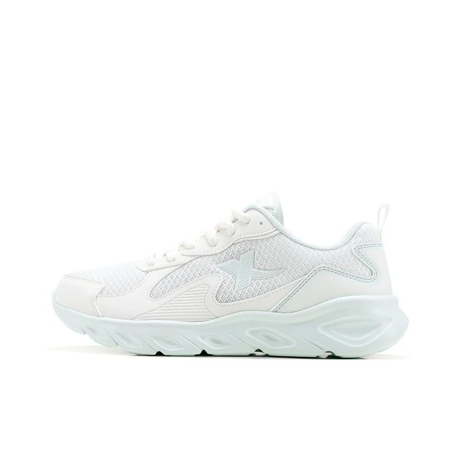 XTEP Chunky Sneakers Women's Sail White/Light Fruit Green 880418116698-12/