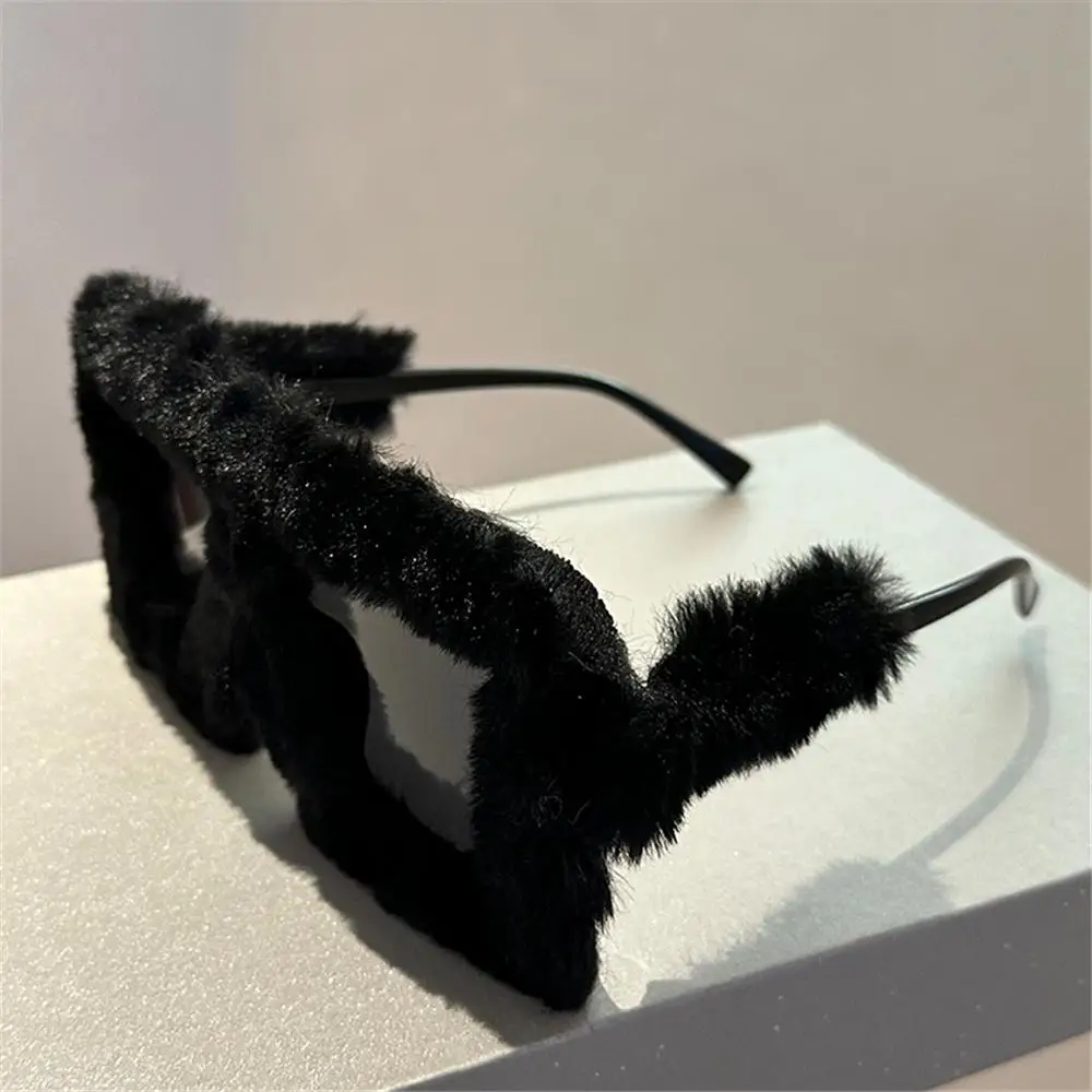 Oversized Plush Sunglasses Style Party Christmas Halloween Cosplay Winter Shades Soft Fluffy Square Frame Sun Glasses for Women