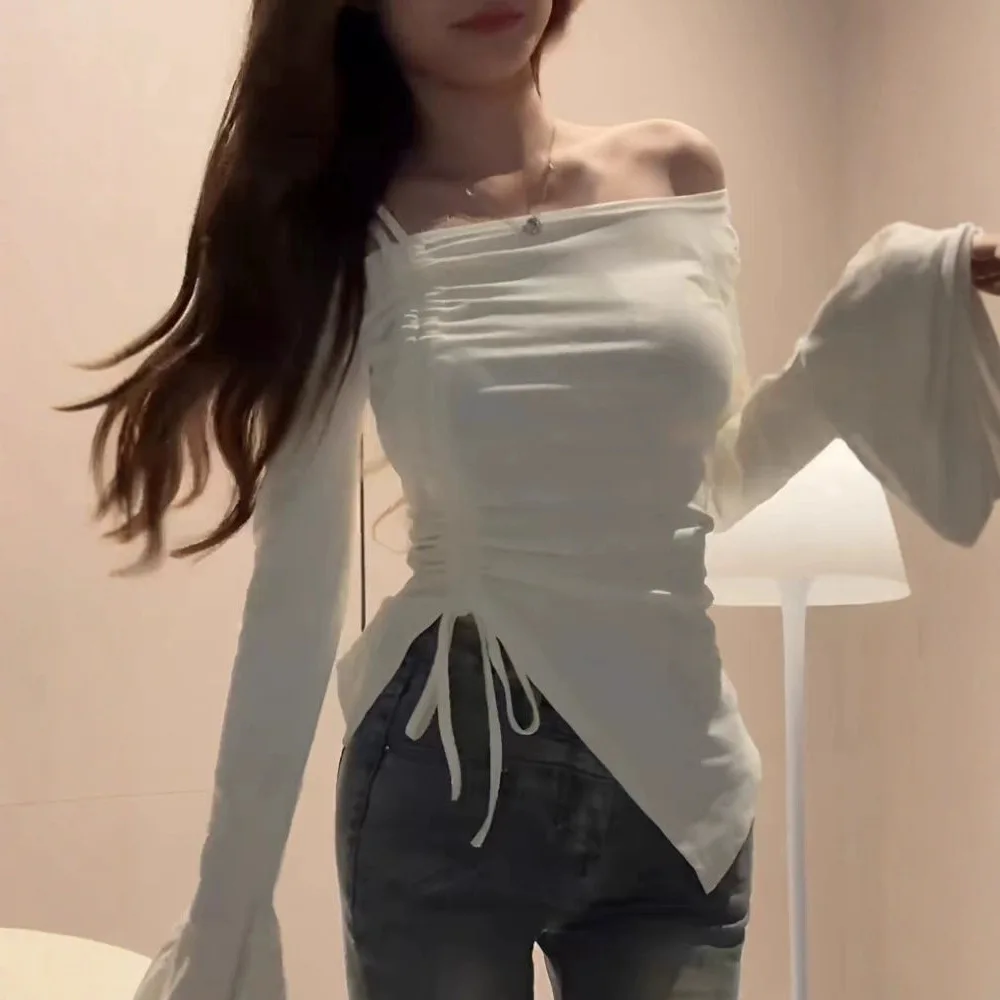 Pure Desire Sexy One-Shoulder Drawstring Side Split T-Shirt Women's Spring Autumn Tight Lace Sleeve Blouse High Waist Milk Silk