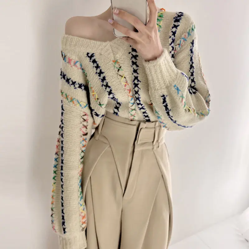 2025 Autunno e Inverno Moda Nuove donne Elegante felpa con cappuccio lavorata a maglia Tie Tintura Colore Retro Caldo maglione a maniche lunghe Maglione