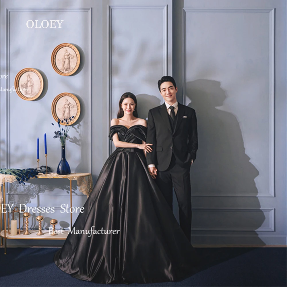 

OLOEY Elegant Black Prom Dresses Korea Photoshott Pleated Taffeta Floor Length Formal Party Evening Gown Off The Shoulder Custom