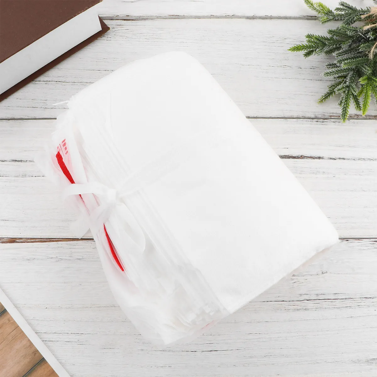 100Pcs Nonwoven Grape Bags Nursery Plant Grow Bags 20x30cm Drawstring Fruit Protection Pest Bird Proof Garden Supplies