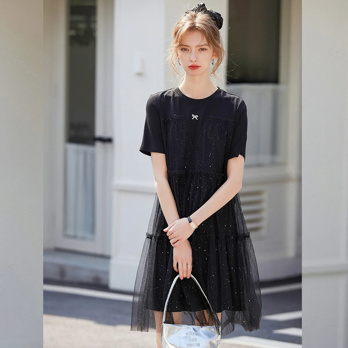 LOUIS YAO ประกายตาข่าย Splicing ชุด 2025 แฟชั่นฤดูร้อนปลอม 2 ชิ้นเสื้อยืดกระโปรงแขนสั้นชุดสตรี