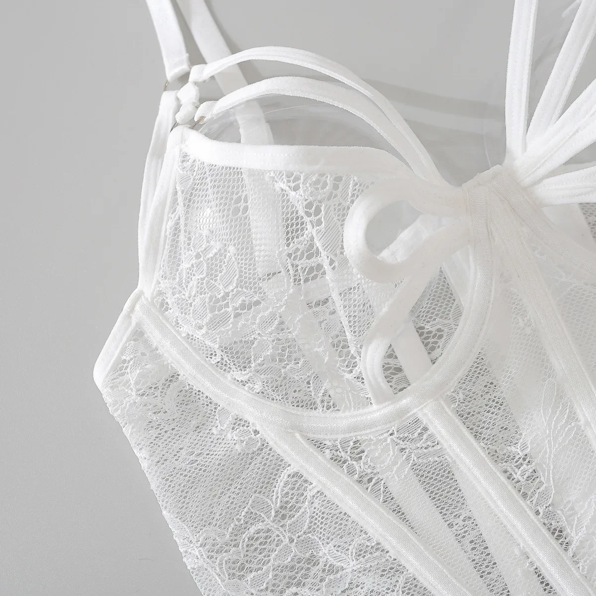 Set reggiseno trasparente scavato in pizzo sexy Lingerie stile puro desiderio da donna senza togliere la biancheria intima bianca femminile tentazione