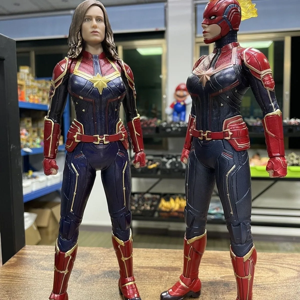 Figurka filmowa Kapitan Marvel, model akcji z PVC, statuetka, zabawka, lalka, dekoracja na biurko, przedmiot kolekcjonerski, prezent, w pudełku