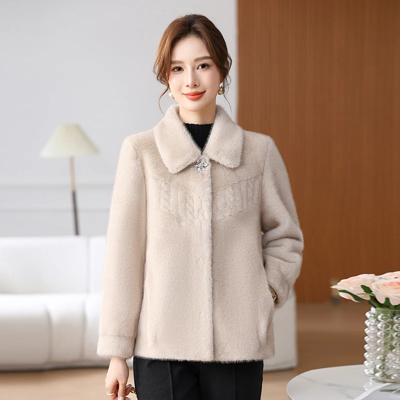 

Зимняя модная короткая куртка для молодых мам из норкового бархата, кожи и меха для женщин среднего и старшего возраста