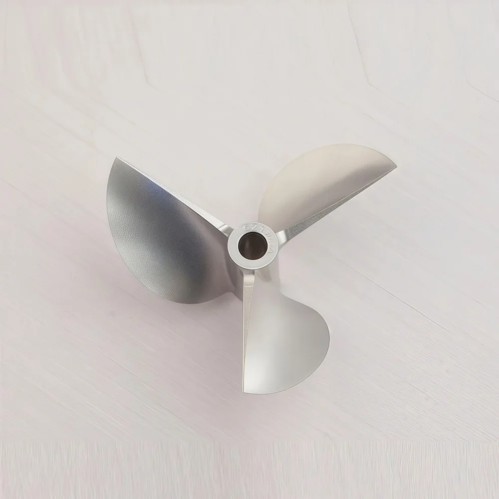 

1 шт. радиоуправляемая лодка 6014, пропеллер с 3 лопастями, 4,76 мм, 3/16 дюйма, размер вала, внешний диаметр 60 мм, шаг 1,4 дюйма, опора из алюминиевого сплава с ЧПУ