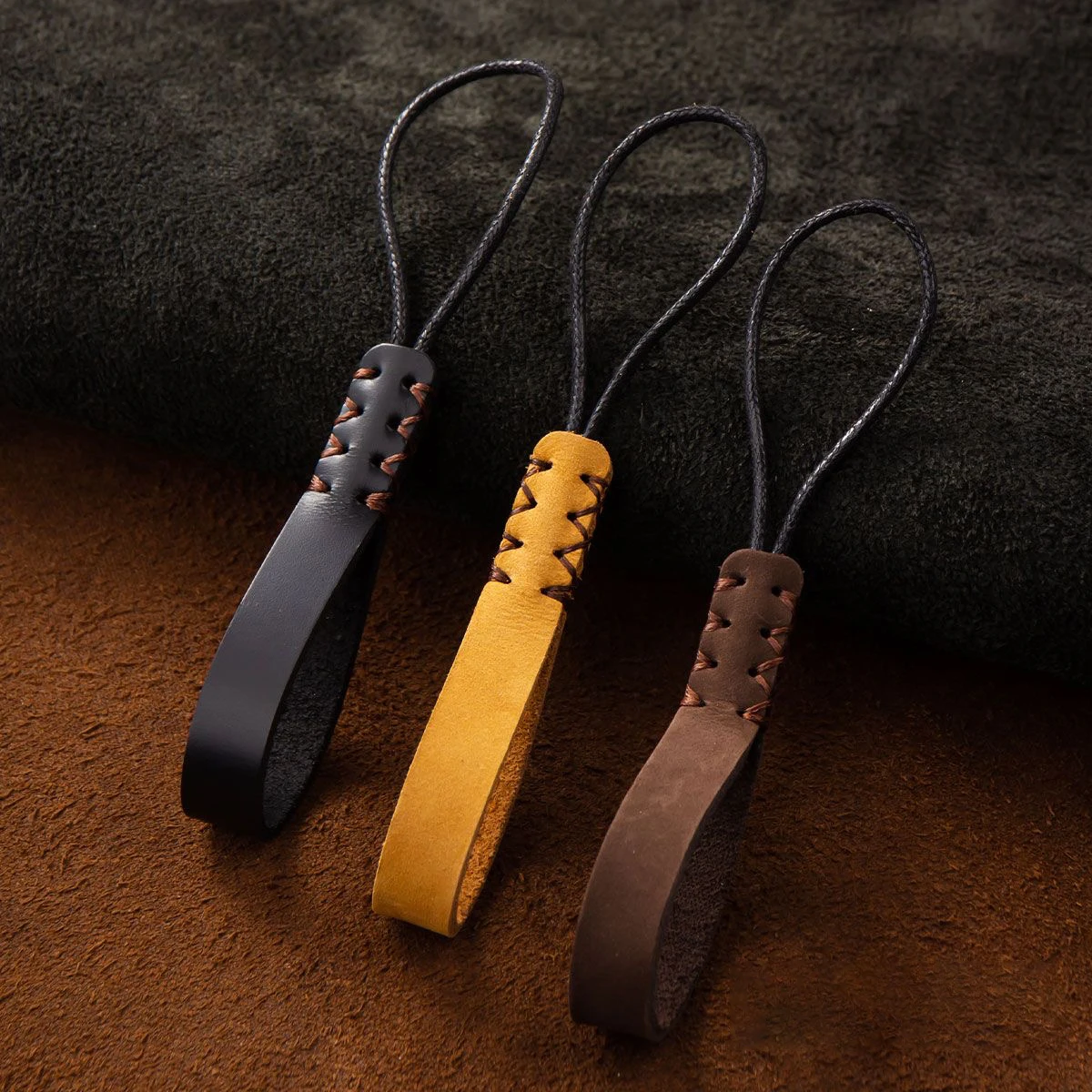 Fashion Handmade Genuine Leather Keychain Cowhide Key Lanyard Pendant Car Key Holder Key Cover Auto Keyring Accessories gift