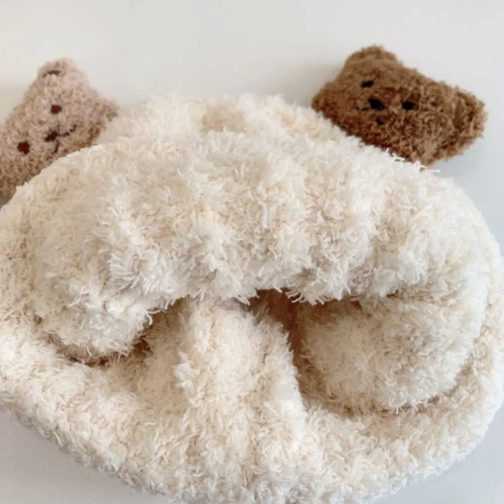 

Тканевые аксессуары, детская шапка в корейском стиле с шарфом, милая вязаная крючком шапка с героями мультфильмов, сохраняющая тепло, утолщенный шарф с медведем, комплект шапок для младенцев