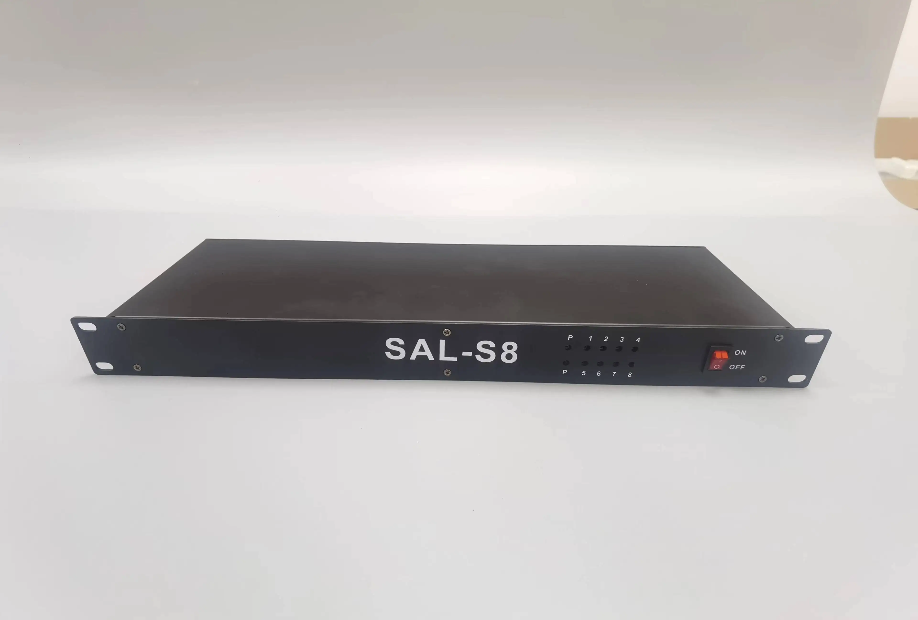 Szybka wysyłka najlepsza jakość 8CH DMX Splitter DMX512 światła światła sceniczne wzmacniacz sygnału Splitter 8 Way DMX dystrybutor