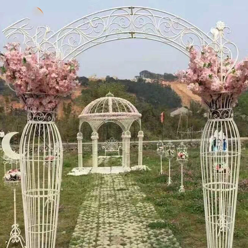 European-style Wedding Iron Arch Frame White Flower Gate for Wedding Entrance Garden Decoration
