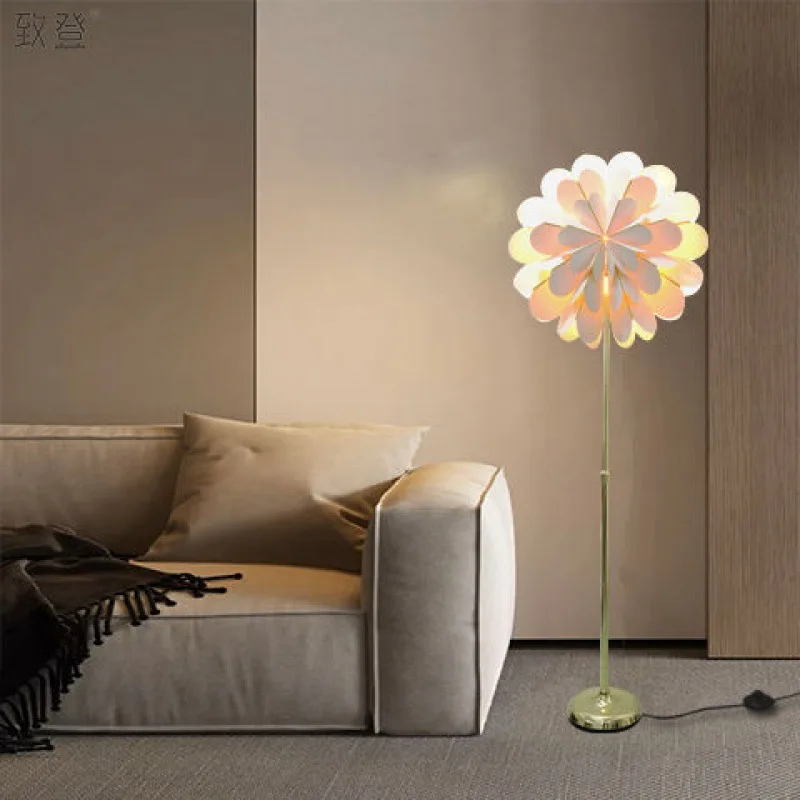 Peacock Opens Its Screen Floor Lamp Handmade Translucency Paper Lampshade Table Lamp Pastoral Style Floor Lamps for Living Room