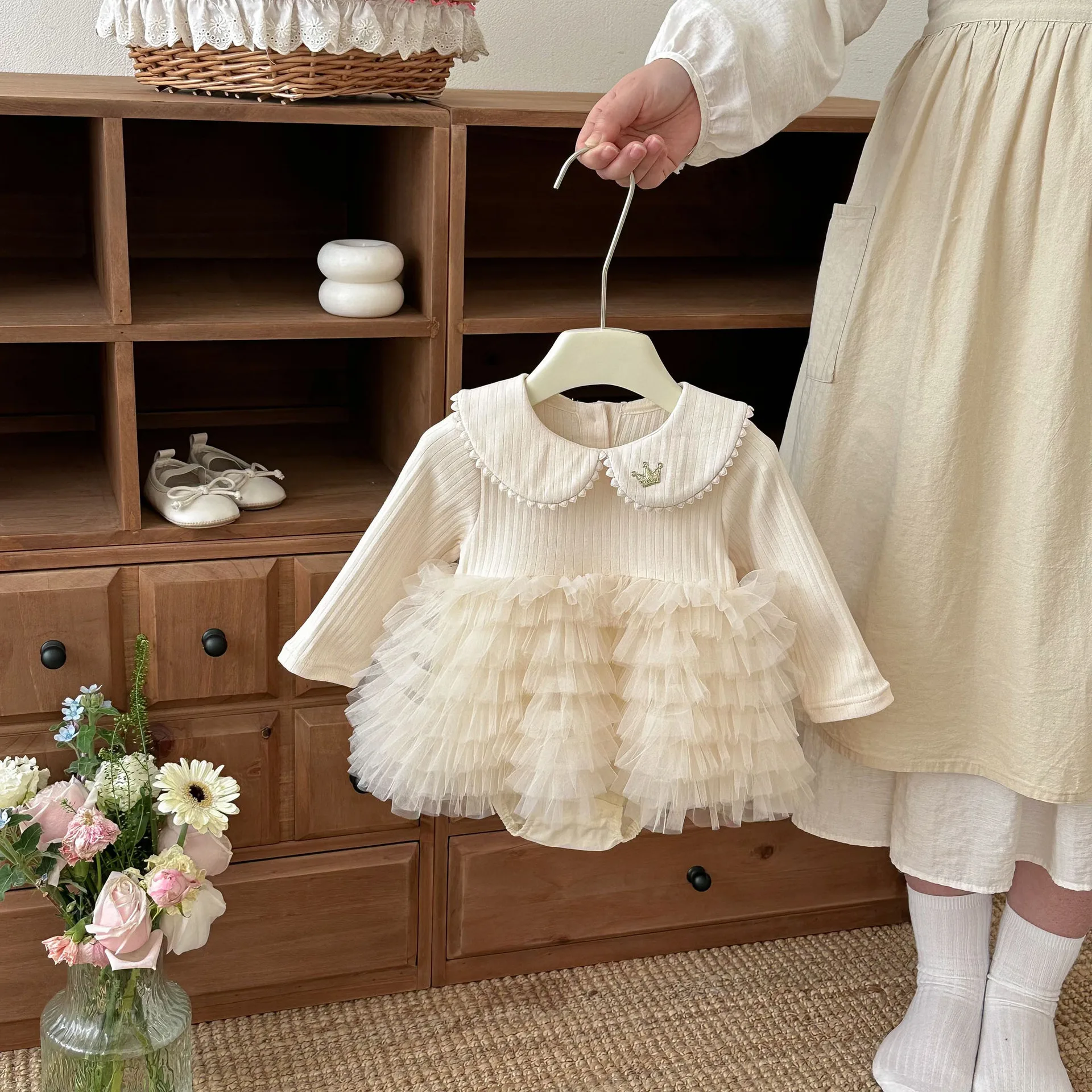 Baby Rompers 2026 Spring Autumn Baby Girl Romper Skirt Infant Girl Banquet Princess Dress Peter Pan Collar 0-2Y Girl Guaze Dress