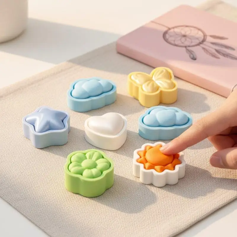 Creative 3D Printed Cake Clicker Keychain Simulated Food Decompress Keyring Cute Bag Charm For Girls Birthday Surprise