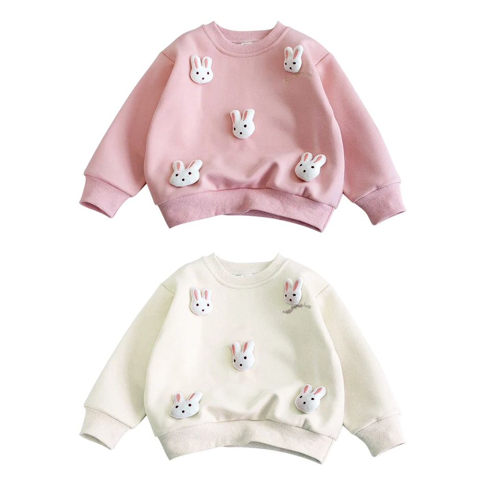 Stylowe jesienne bluzy w stylu koreańskim dla małych dziewczynek z dekoracją królika z kreskówek 3D Ciepła i modna opcja na cooler pogodę