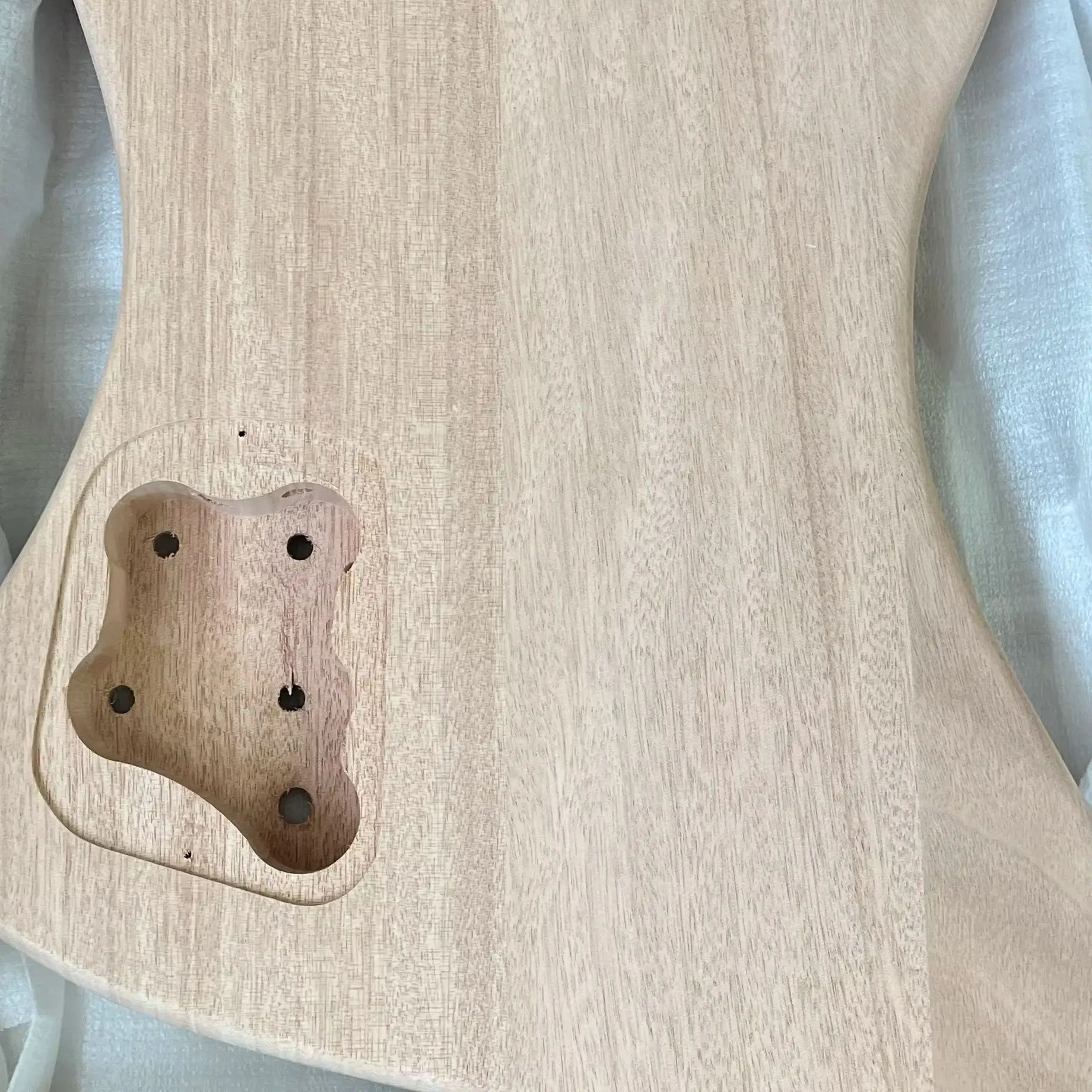 Electric Guitar DIY Semi-Finished Assembly Kit Unfinished Raw Wood Rosewood Fingerboard V-shaped Tuning Pegs Available From The US Warehouse Free Shipping