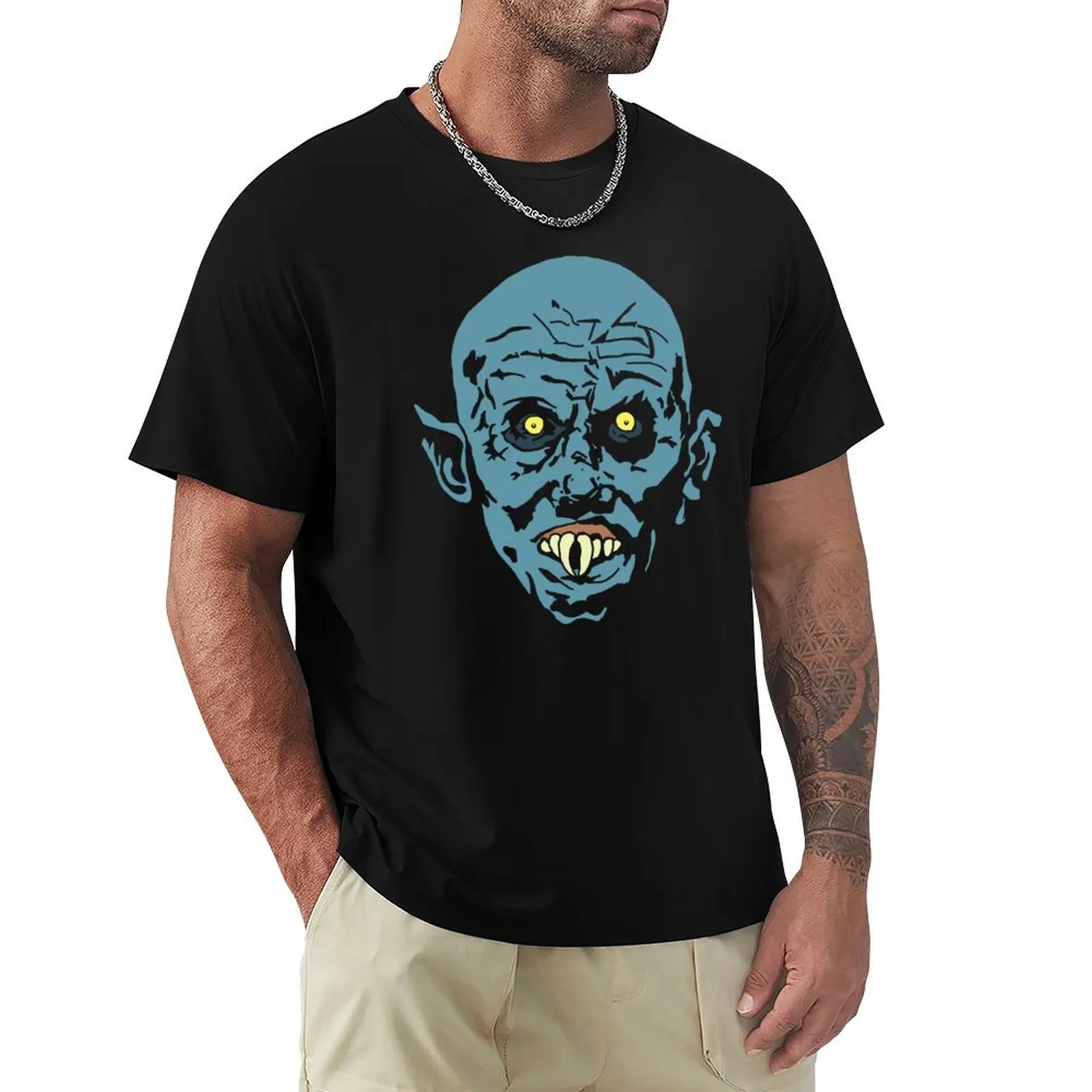 

1970's Nosferatu Horror Art T-Shirt Thanksgiving Casual Tee