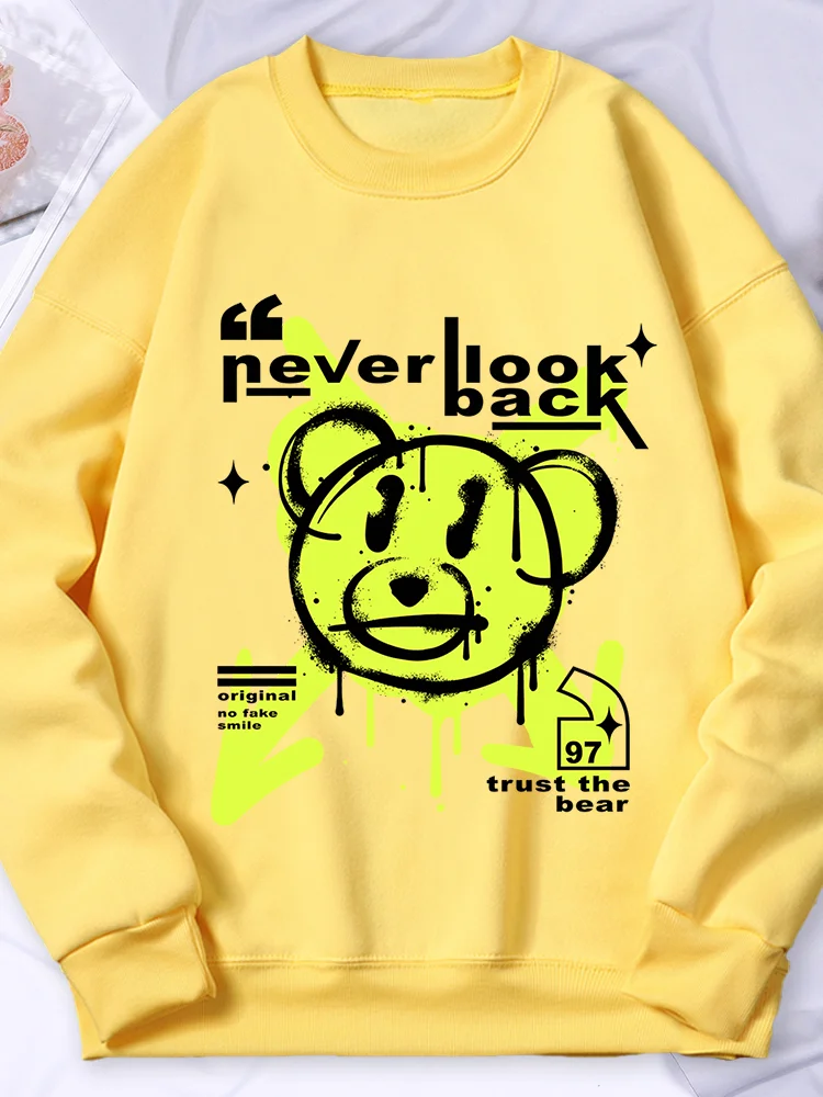 

Never Look Back Bear Print Hoodies Women Fashion Casual Hoodie Autumn Oversize Hoody Loose Fleece Warm Versatile Clothing Female