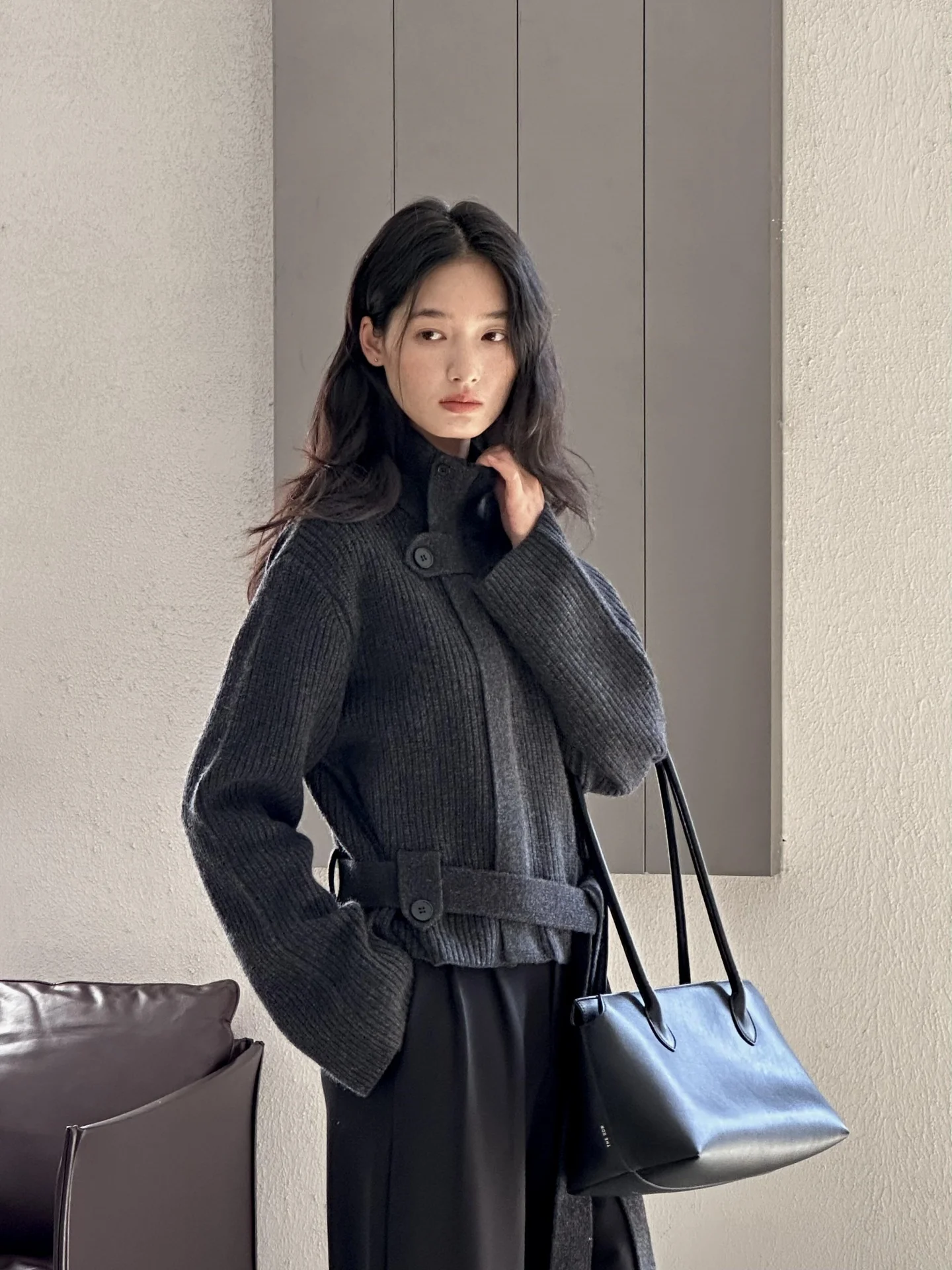 

Вязаный кардиган Lilystore в винтажном стиле с высоким воротником, женский зимний свитер-пальто нового дизайна с поясом, для повседневной носки