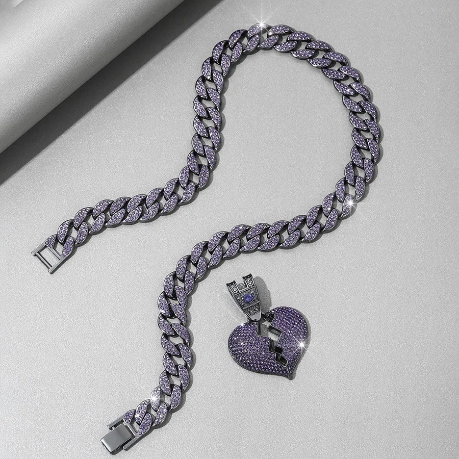 NL2041 heart Latest Design Hip Hop Jewelry Gold Plated Iced out Full Crystal Broken Heart Pendant