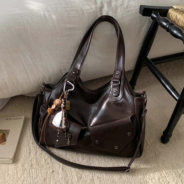 

Однотонная повседневная сумка-тоут из искусственной кожи с блестками, новинка 2026, высокое качество, большая вместимость, модные сумки на плечо, темпераментные модные сумки на плечо