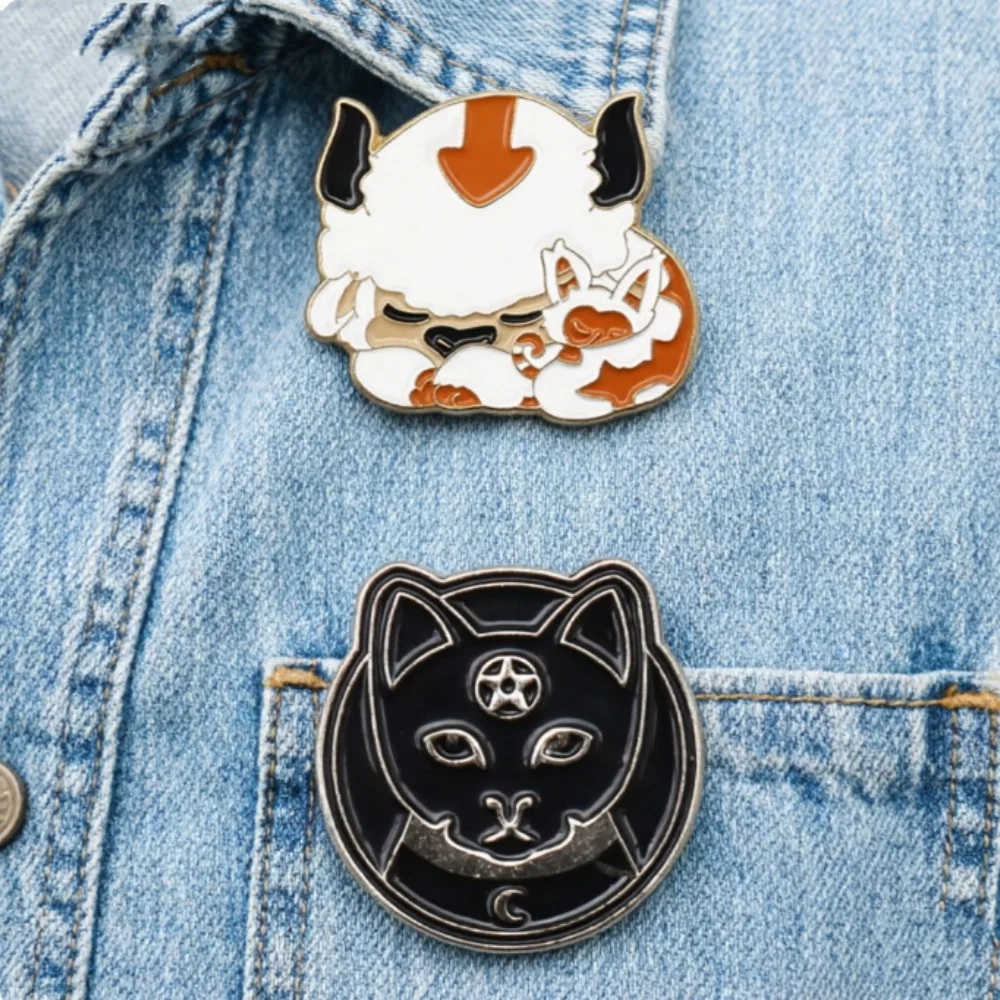 2pcs/set Cute Cartoon Cat Enamel Brooch Creative Animal Lapel Pin Badge Backpack Clothing Hat Accessories