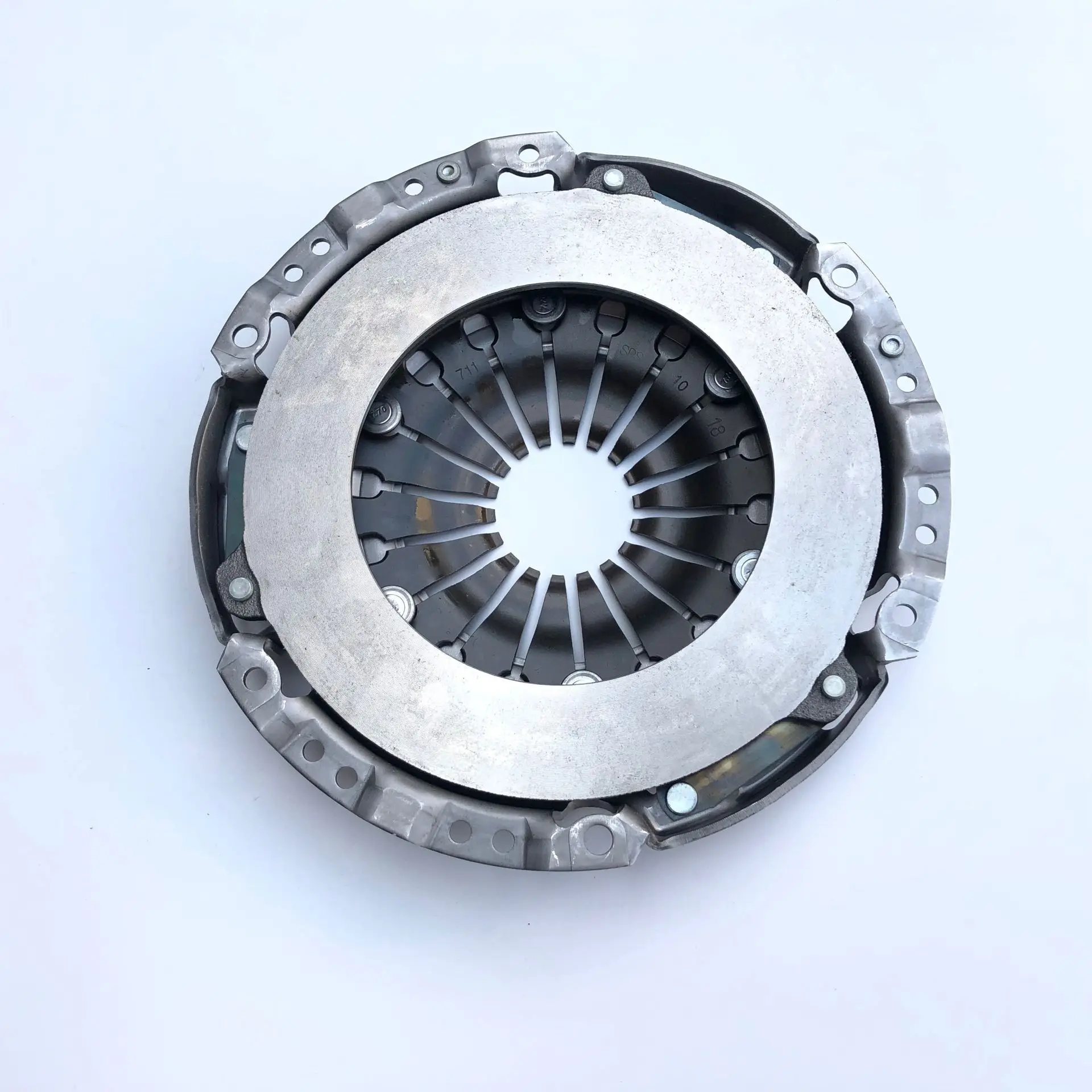 3pcs/kit Clutch Pressure Plate / Clutch Disc / Release Bearing for Chinese SAIC ROEWE MG3 Auto car motor parts 30005117