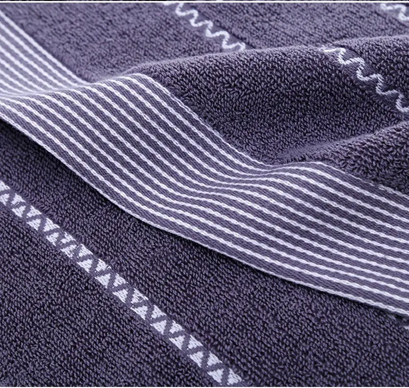 Haushalts-Reinbaumwollhandtuch Schnelltrocknend Superweich Superabsorbierend Verdicktes Erwachsenen-Badetuch Paar-Großhandtücher – Detail 5